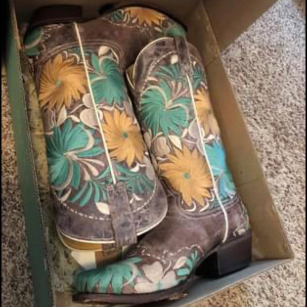 Roper Boots
